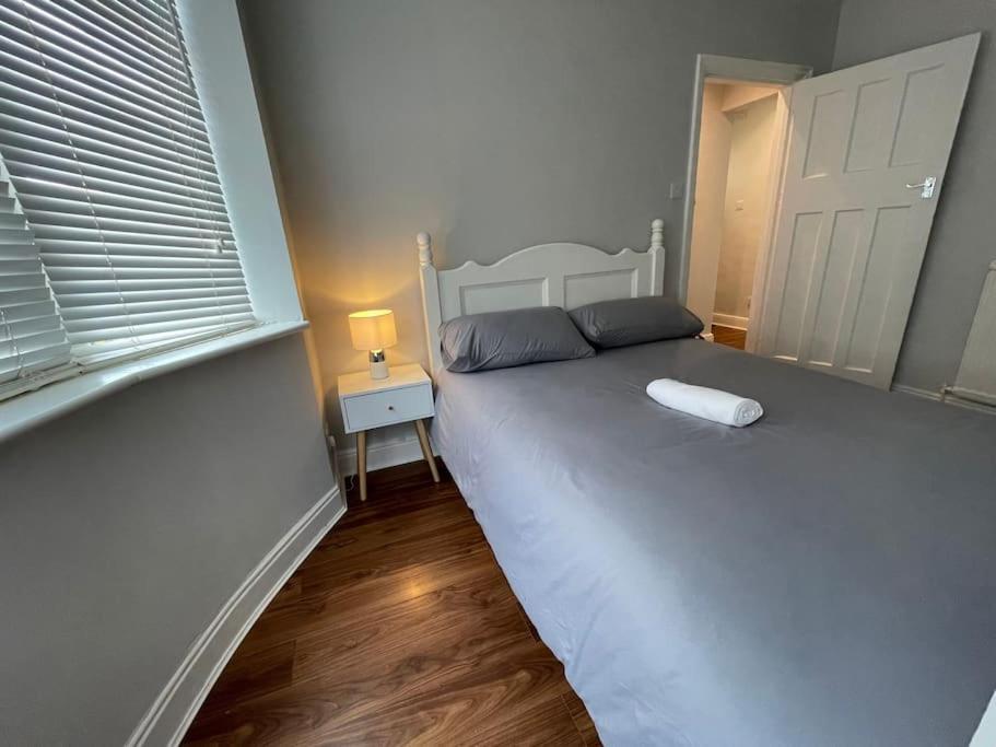 Entire Ground Floor Apartment In Watford Watford  Kültér fotó